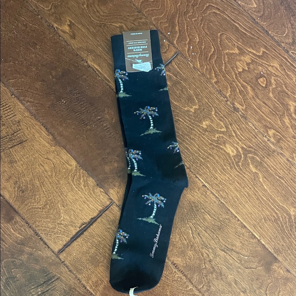 Tommy Bahama Black Tropical Palm Socks